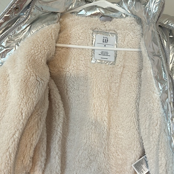 GAP Jacket - Picture 2 of 7